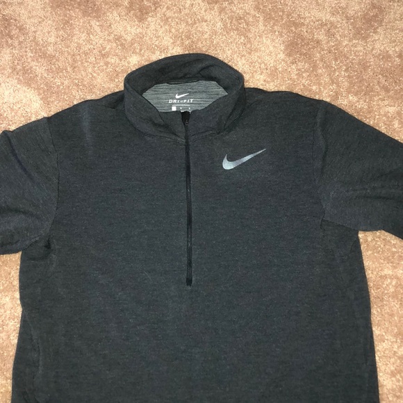Nike Half zip up sweater - Picture 2 of 2
